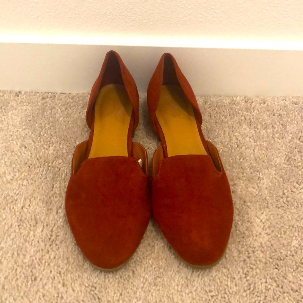 Red amber shoes